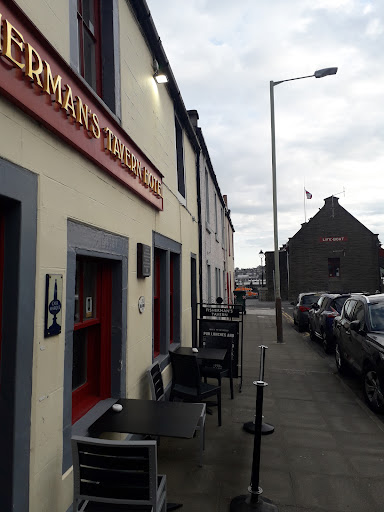 Photo of Fisherman's Tavern - 10-16 Fort St, Broughty Ferry, Dundee DD5 2AD